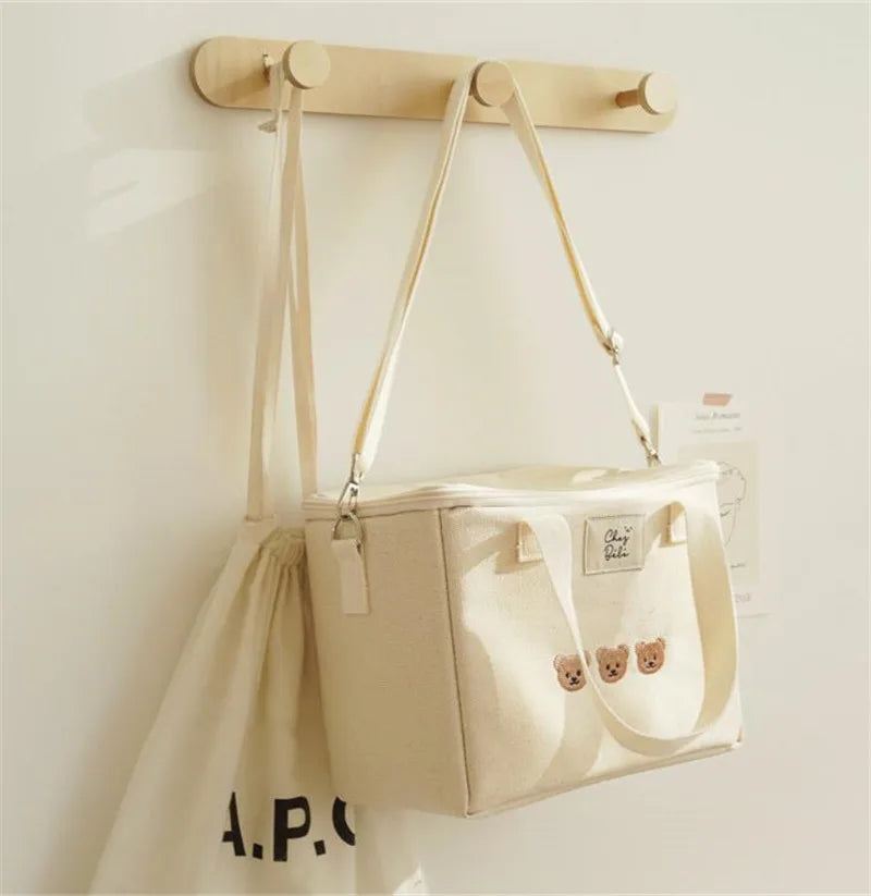 Multifunktionale Mama-Tasche – Wasserdicht & stilvoll mit Bärenstickerei