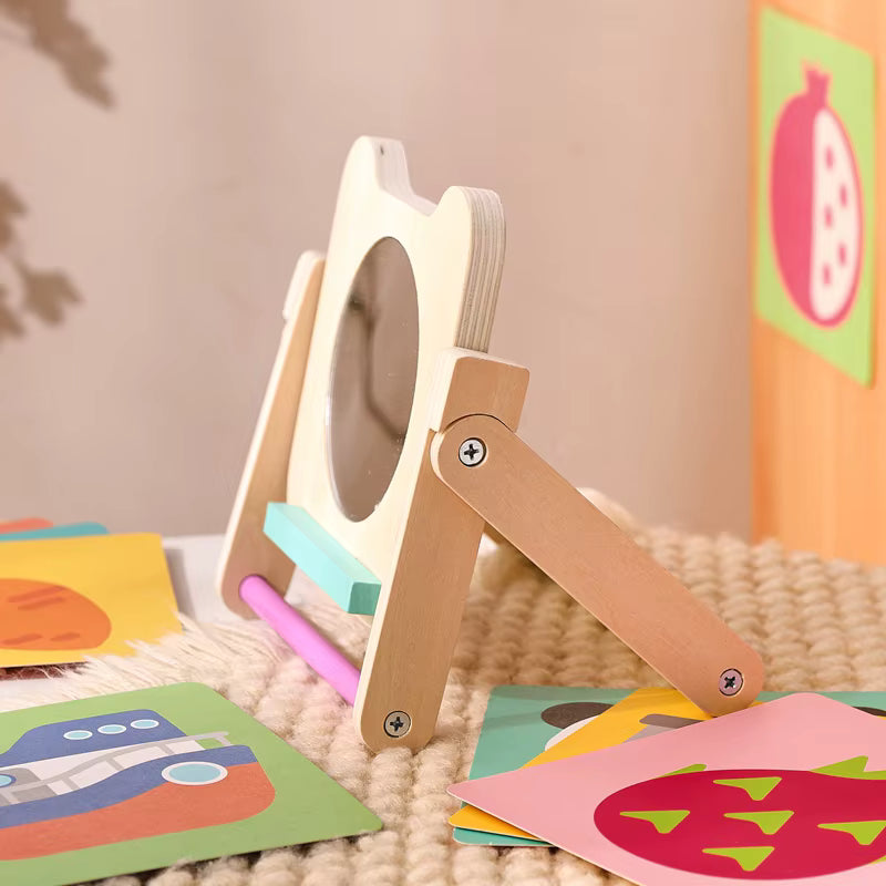 Montessori Spiegel & Kontrastkarten – Visuelle Stimulation für Babys