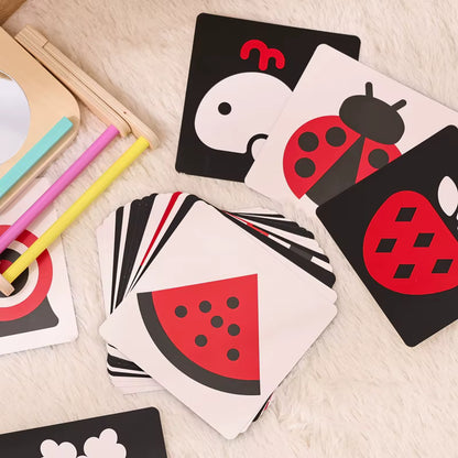 Montessori Spiegel & Kontrastkarten – Visuelle Stimulation für Babys